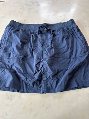 L.L. Bean Women's Drawstring Skort in Navy Blue